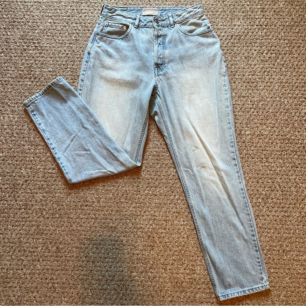 Everlane Women's Straight Leg Jeans in Light Blue